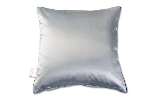 decorative pillow "Ruby" 40x40cm